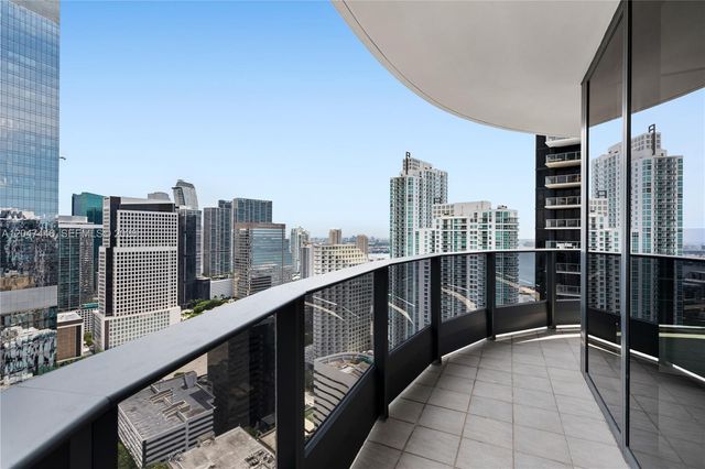 1000 Brickell Plaza 4015, Miami, FL 33131