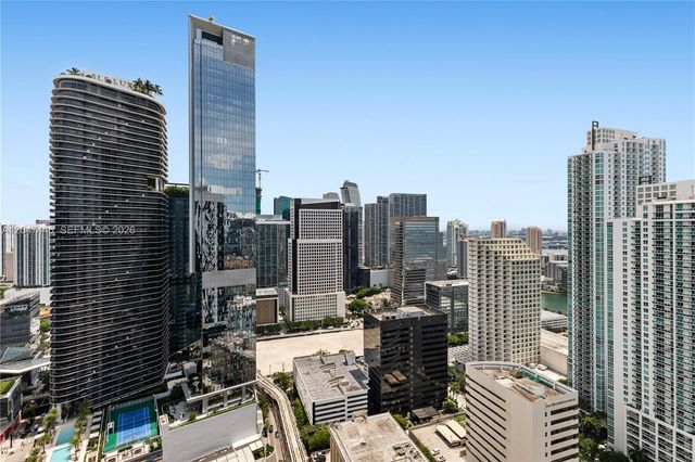 1000 Brickell Plaza 4015, Miami, FL 33131