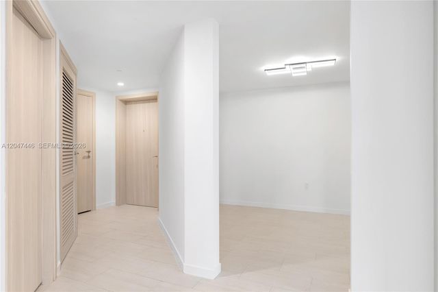 1000 Brickell Plaza 4015, Miami, FL 33131
