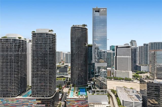 1000 Brickell Plaza 4015, Miami, FL 33131