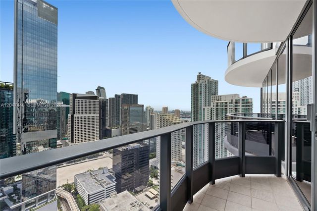 1000 Brickell Plaza 4015, Miami, FL 33131