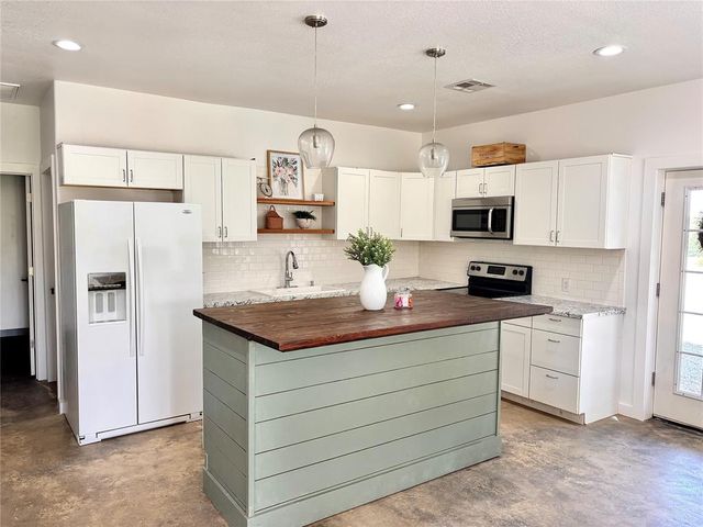 157 E Canna Lane, Mcalester, OK 74501