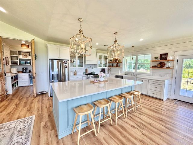 157 E Canna Lane, Mcalester, OK 74501