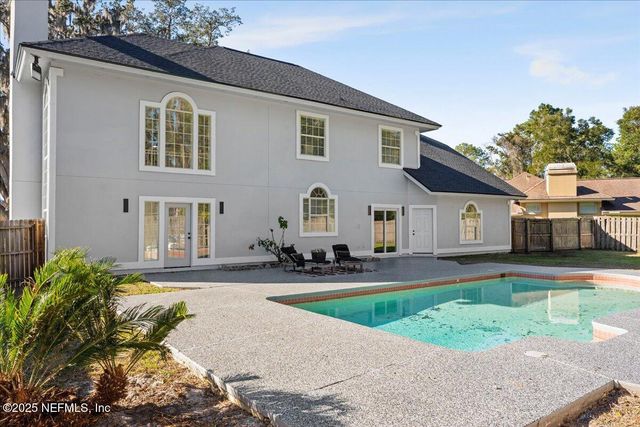 12063 CRANEFOOT Court, Jacksonville, FL 32223