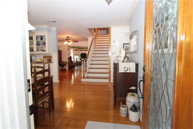 216 IRIS PARK Drive, Pineville, LA 71360