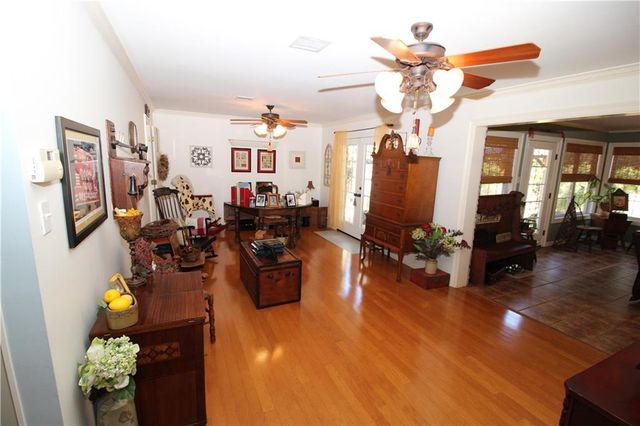 216 IRIS PARK Drive, Pineville, LA 71360