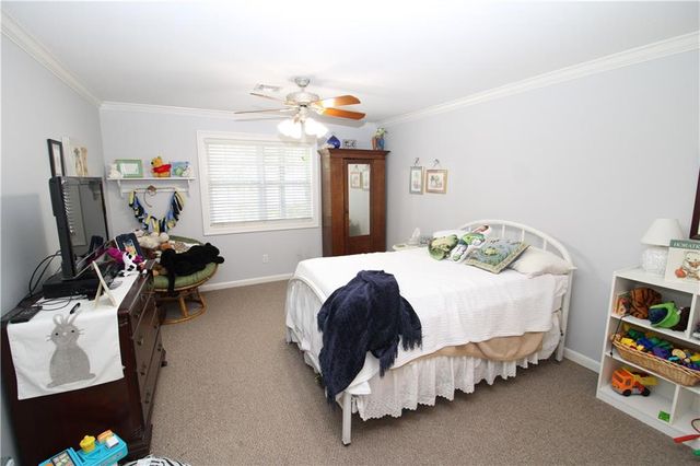 216 IRIS PARK Drive, Pineville, LA 71360