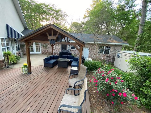 216 IRIS PARK Drive, Pineville, LA 71360