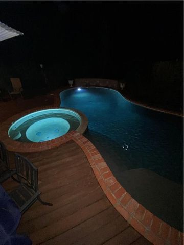 216 IRIS PARK Drive, Pineville, LA 71360