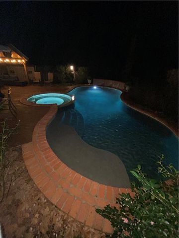 216 IRIS PARK Drive, Pineville, LA 71360