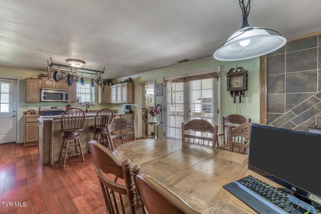 1113 Rittertown Road, Hampton, TN 37658