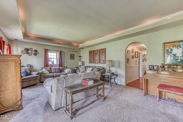 1113 Rittertown Road, Hampton, TN 37658