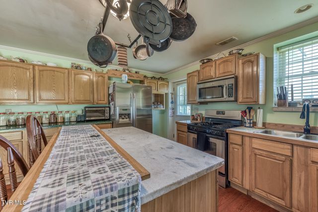 1113 Rittertown Road, Hampton, TN 37658