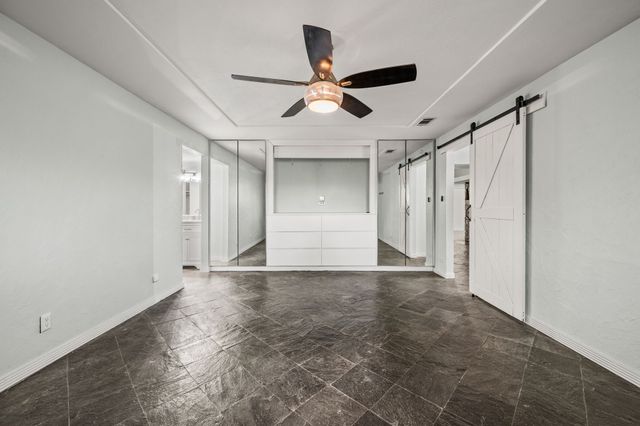 405 Chandler Lake Road, Fort Worth, TX 76103