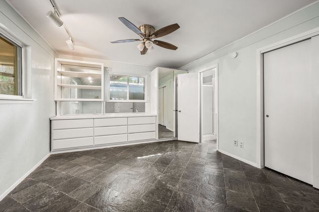 405 Chandler Lake Road, Fort Worth, TX 76103