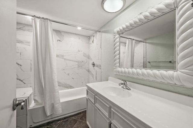 405 Chandler Lake Road, Fort Worth, TX 76103