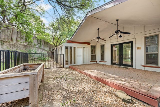 405 Chandler Lake Road, Fort Worth, TX 76103