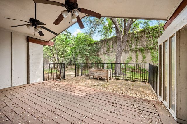 405 Chandler Lake Road, Fort Worth, TX 76103