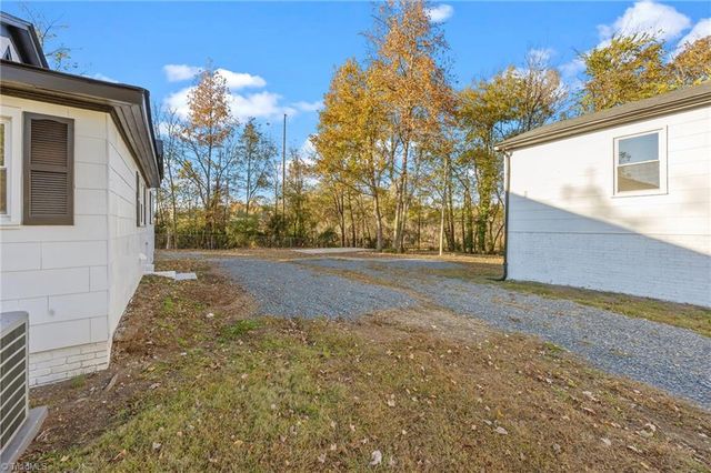 401 Julius Chambers Avenue, Mount Gilead, NC 27306