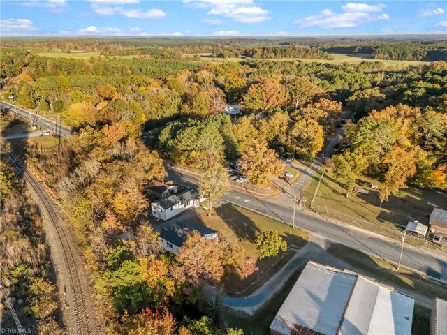 401 Julius Chambers Avenue, Mount Gilead, NC 27306