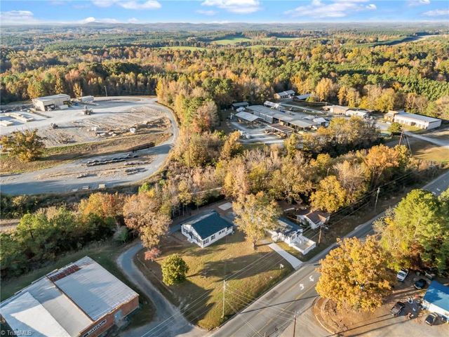 401 Julius Chambers Avenue, Mount Gilead, NC 27306