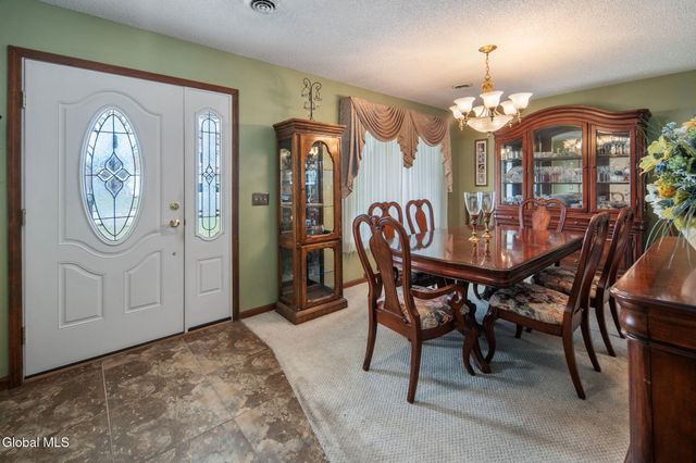2 Cartwheel Drive, Scotia, NY 12302