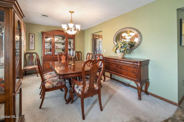 2 Cartwheel Drive, Scotia, NY 12302