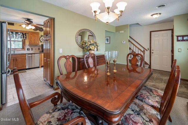 2 Cartwheel Drive, Scotia, NY 12302
