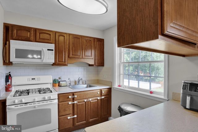 2826 FILBERT AVE, Reading, PA 19606