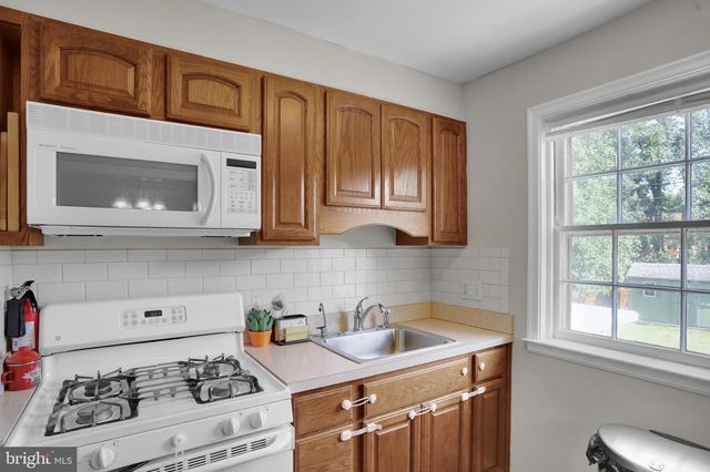 2826 FILBERT AVE, Reading, PA 19606