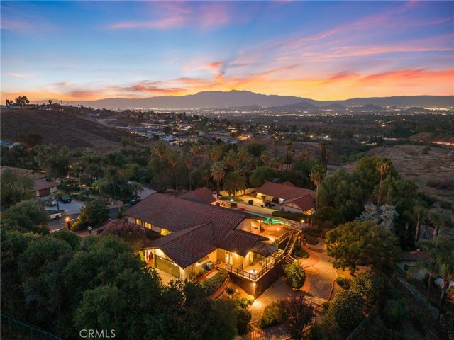 14560 Viewcrest, Riverside, CA 92504
