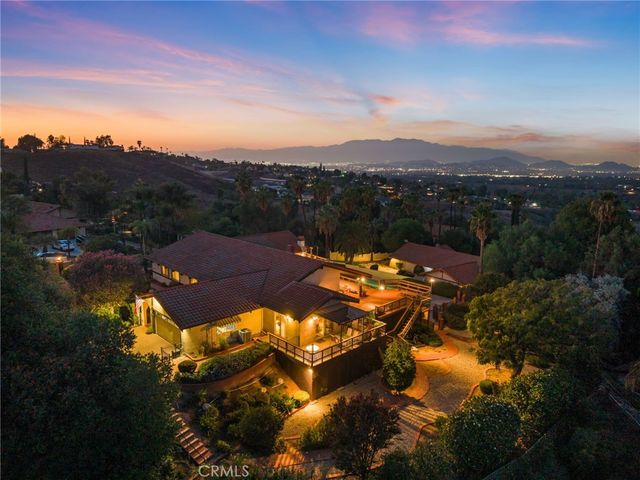 14560 Viewcrest, Riverside, CA 92504