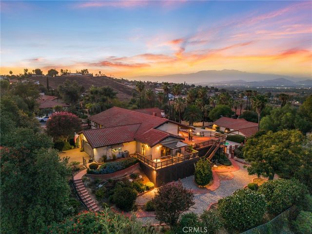 14560 Viewcrest, Riverside, CA 92504