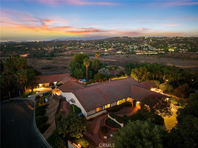 14560 Viewcrest, Riverside, CA 92504