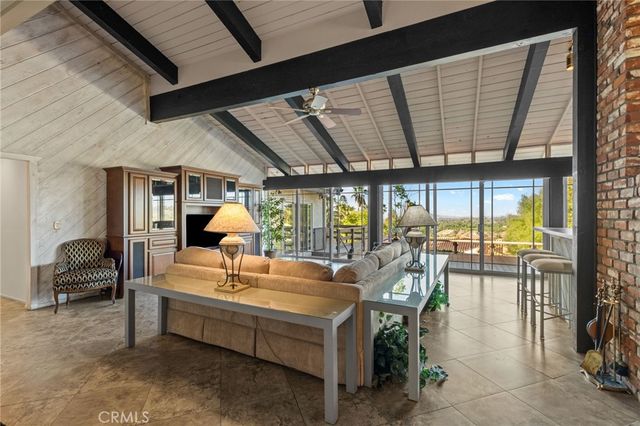 14560 Viewcrest, Riverside, CA 92504