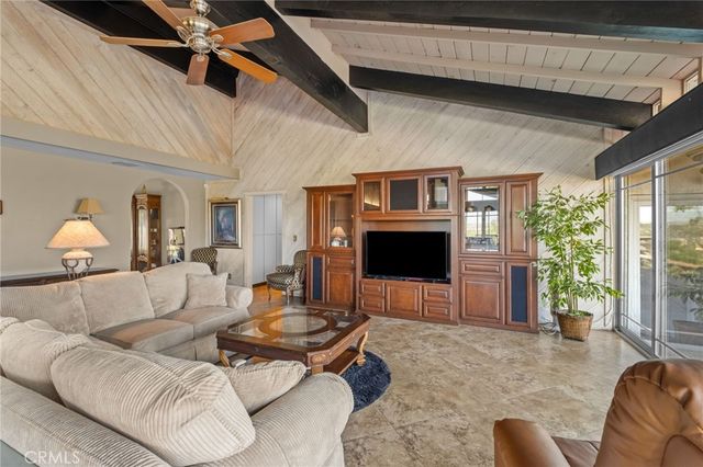 14560 Viewcrest, Riverside, CA 92504