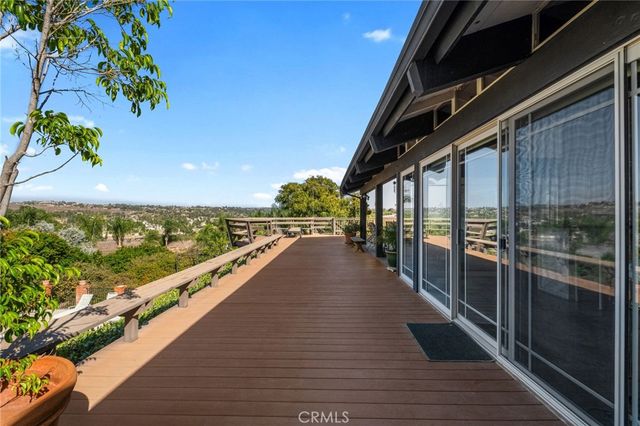 14560 Viewcrest, Riverside, CA 92504