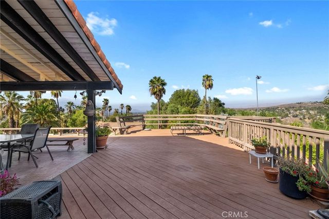 14560 Viewcrest, Riverside, CA 92504