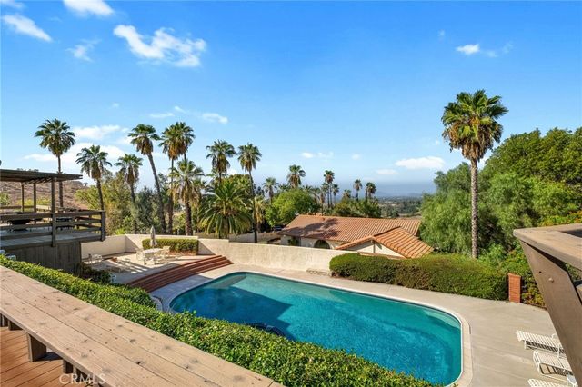 14560 Viewcrest, Riverside, CA 92504