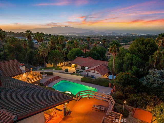 14560 Viewcrest, Riverside, CA 92504