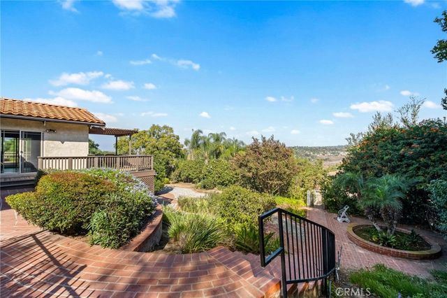14560 Viewcrest, Riverside, CA 92504