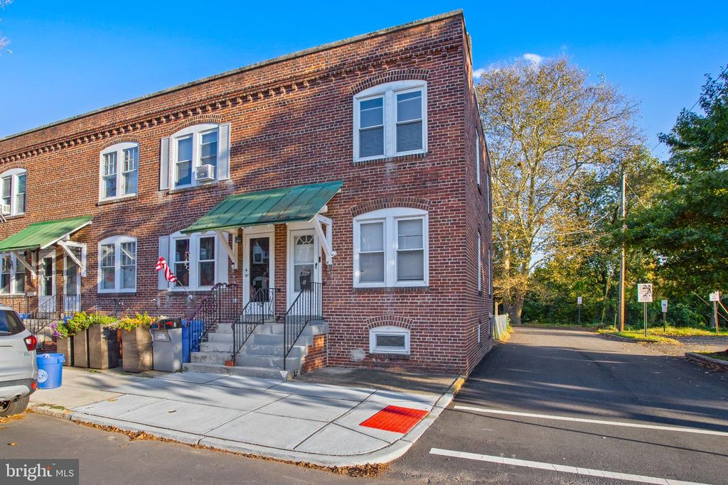 1 AMBOY AVE, ROEBLING, NJ 08554 — photo 2