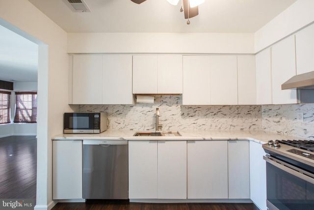 297 ANDOVER PL, Robbinsville, NJ 08691