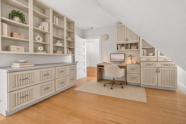 30 Welles Ave 3, Boston, MA 02124