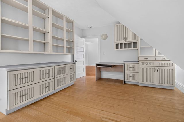 30 Welles Ave 3, Boston, MA 02124