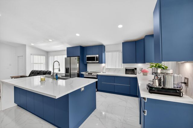 1489 NW 153rd Avenue, Pembroke Pines, FL 33028