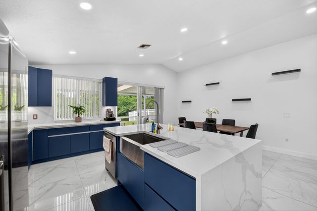 1489 NW 153rd Avenue, Pembroke Pines, FL 33028