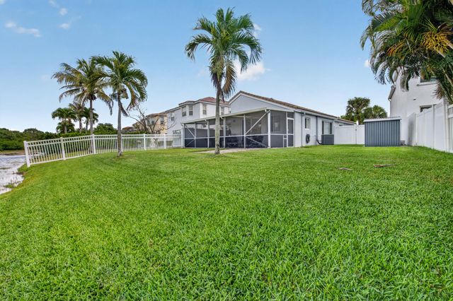 1489 NW 153rd Avenue, Pembroke Pines, FL 33028