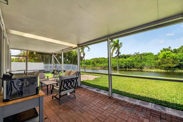1489 NW 153rd Avenue, Pembroke Pines, FL 33028