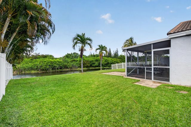 1489 NW 153rd Avenue, Pembroke Pines, FL 33028